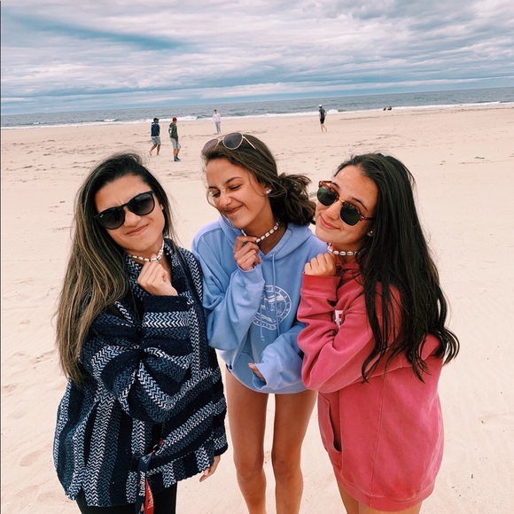 Meet your Posher, Molly - Picture 1 of 1